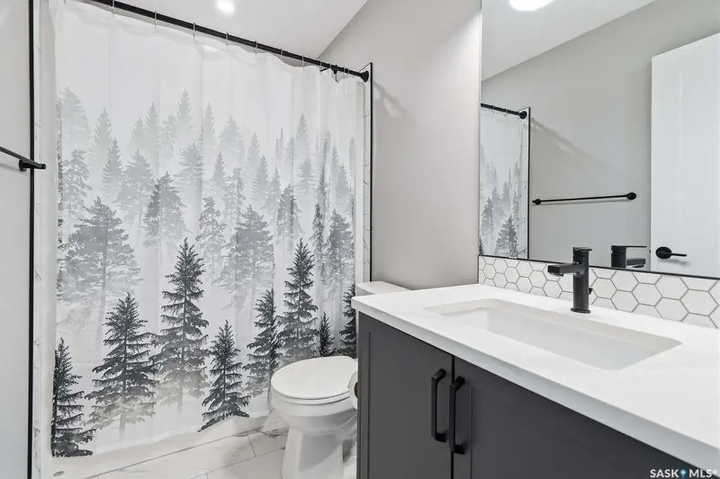 212 Myles Heidt Lane Saskatoon SK S7W 1J1
