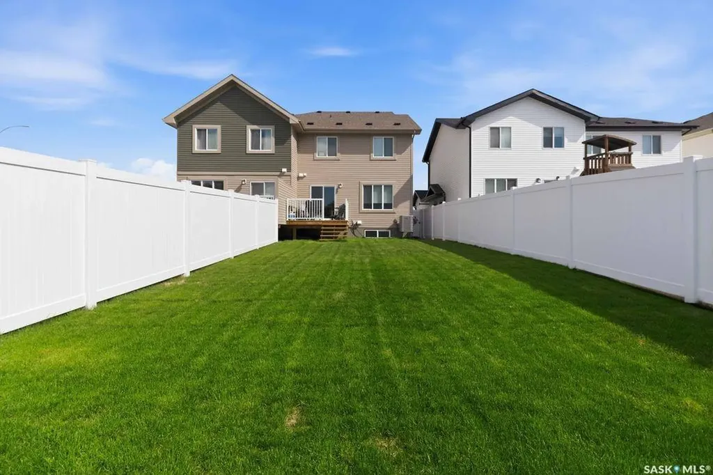 212 Myles Heidt Lane Saskatoon SK S7W 1J1