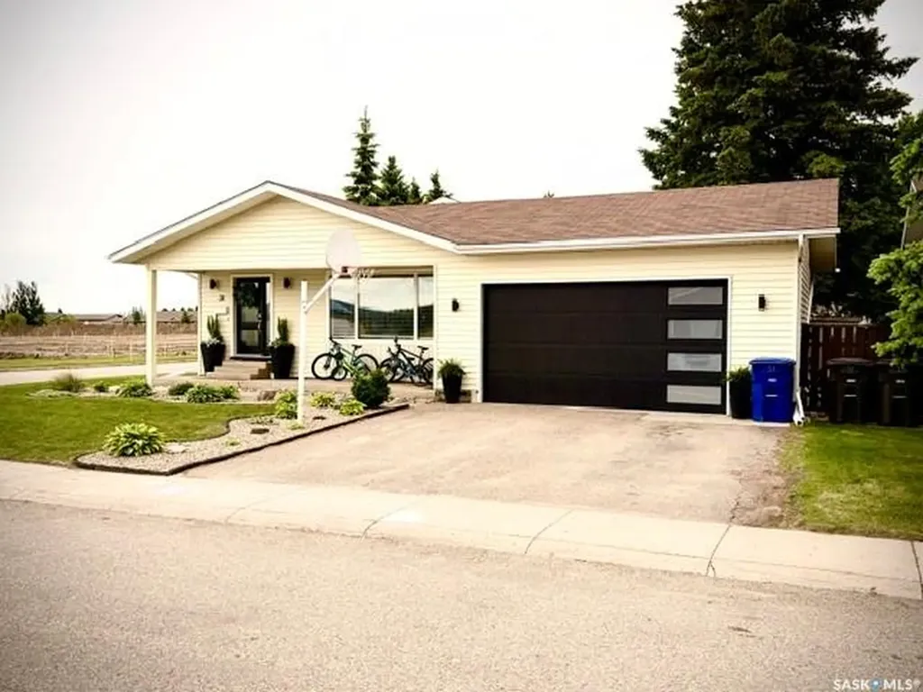 31 Birch Place Lanigan SK S0K 2M0
