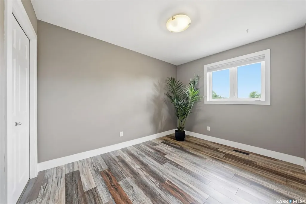 710 Wright Crescent Saskatoon SK S7N 4T7