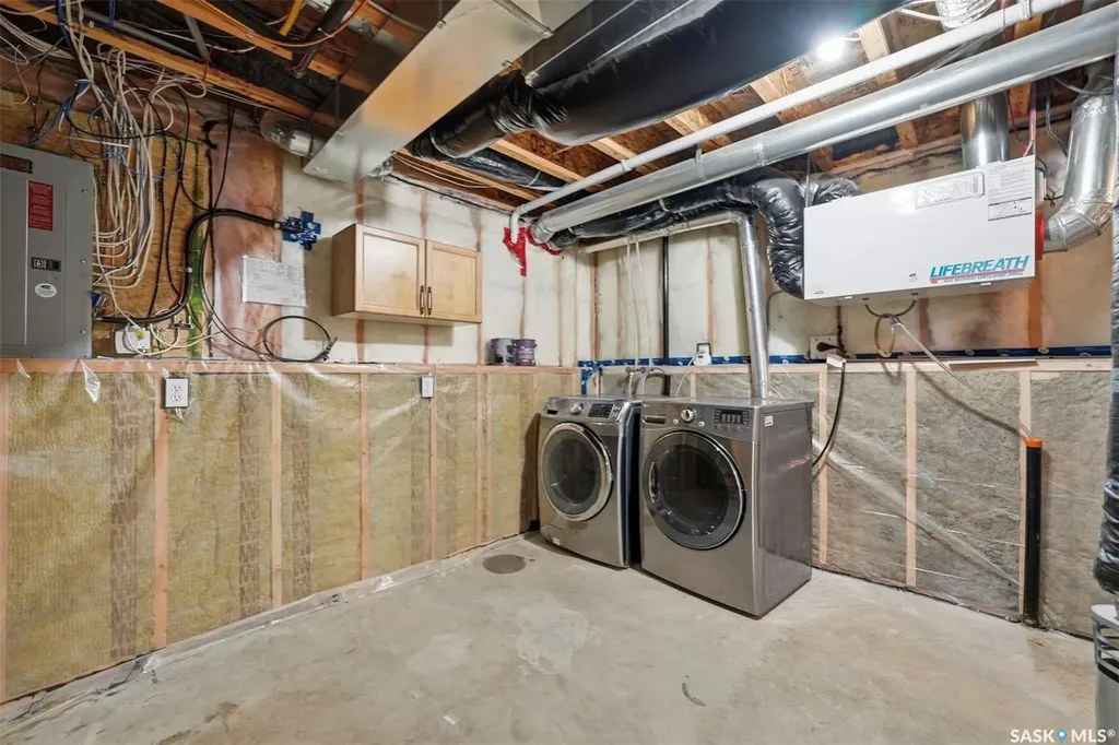 710 Wright Crescent Saskatoon SK S7N 4T7