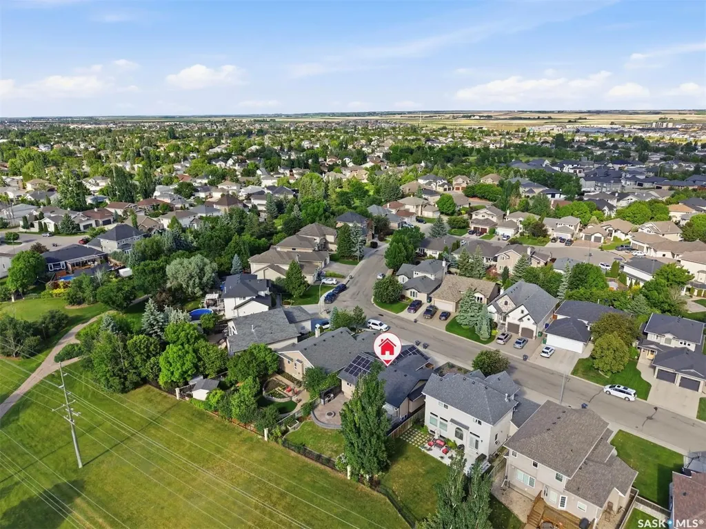710 Wright Crescent Saskatoon SK S7N 4T7
