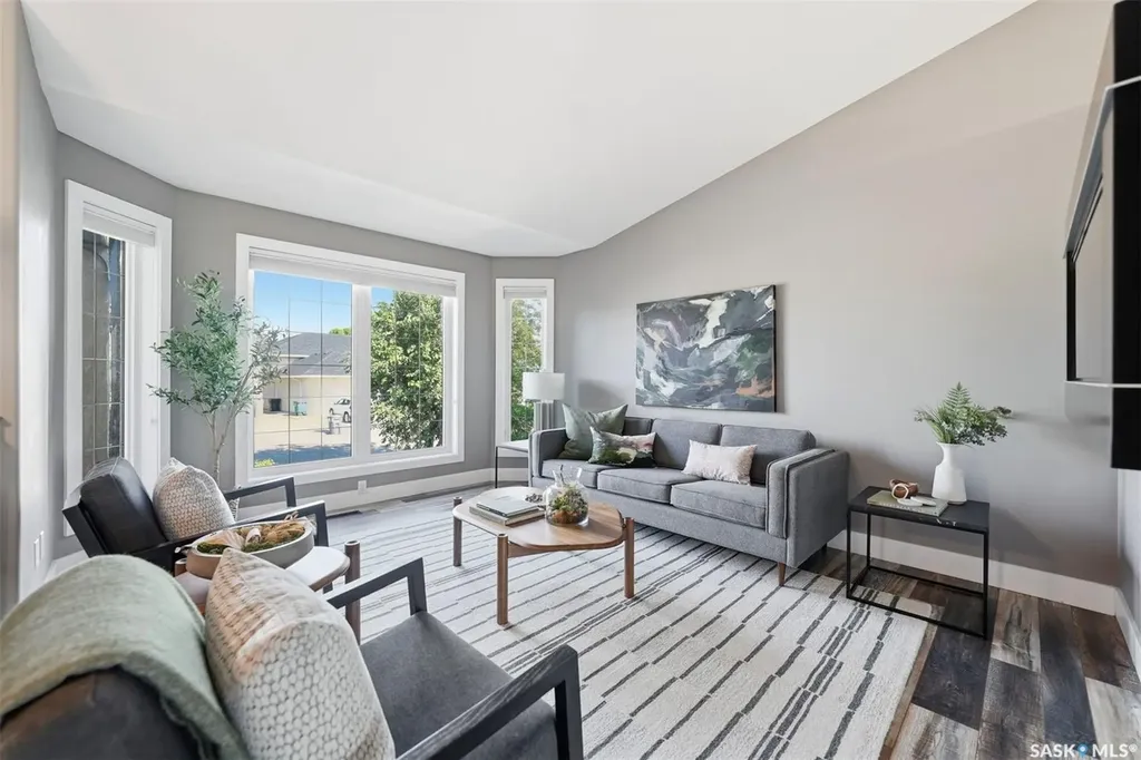710 Wright Crescent Saskatoon SK S7N 4T7