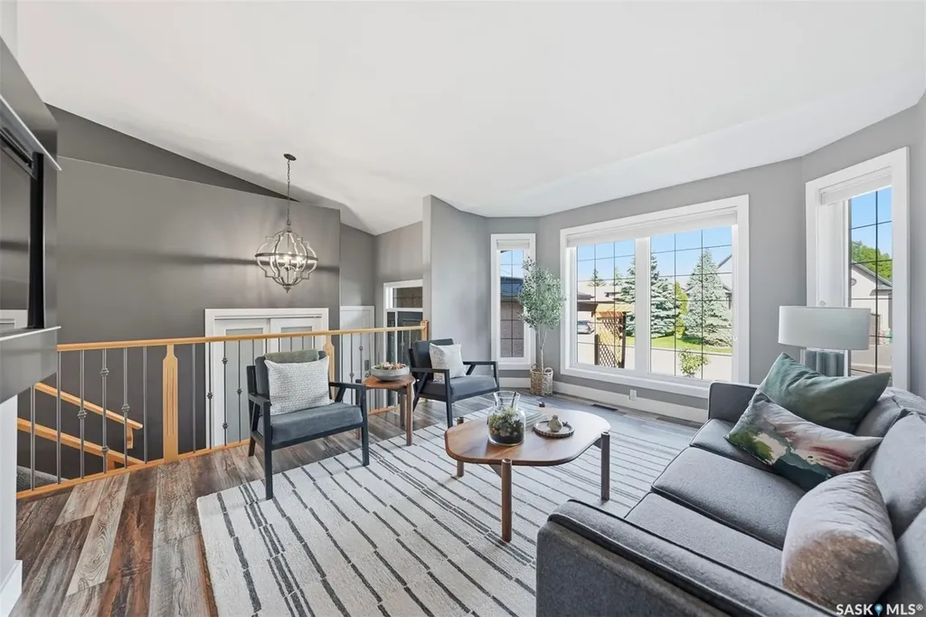 710 Wright Crescent Saskatoon SK S7N 4T7