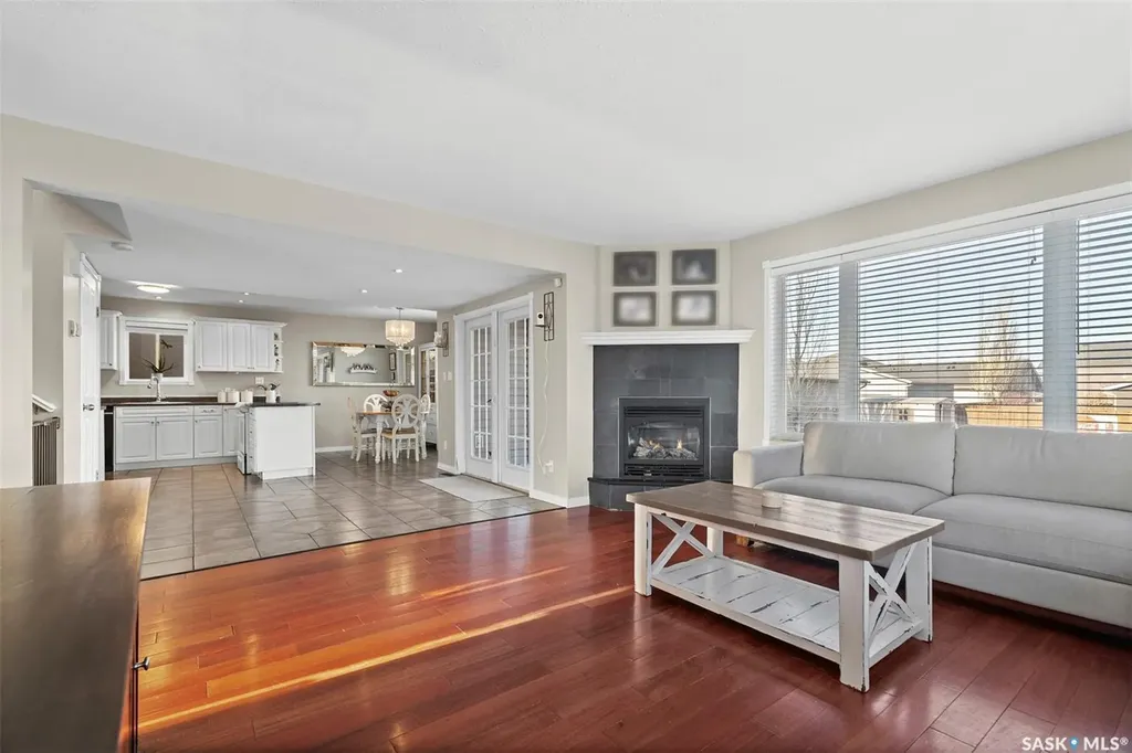 813 Sandy Rise Martensville SK S0K 2T2