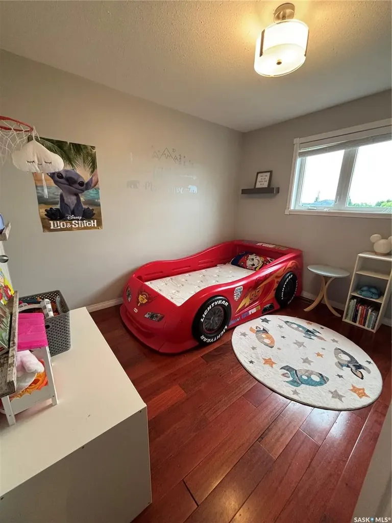813 Sandy Rise Martensville SK S0K 2T2