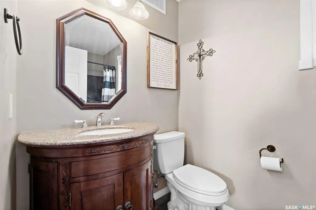 813 Sandy Rise Martensville SK S0K 2T2