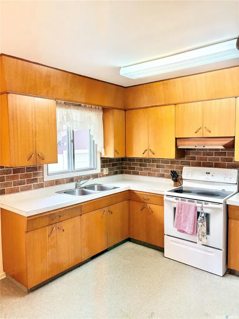 106 Dalewood Crescent Yorkton SK S3N 2P7