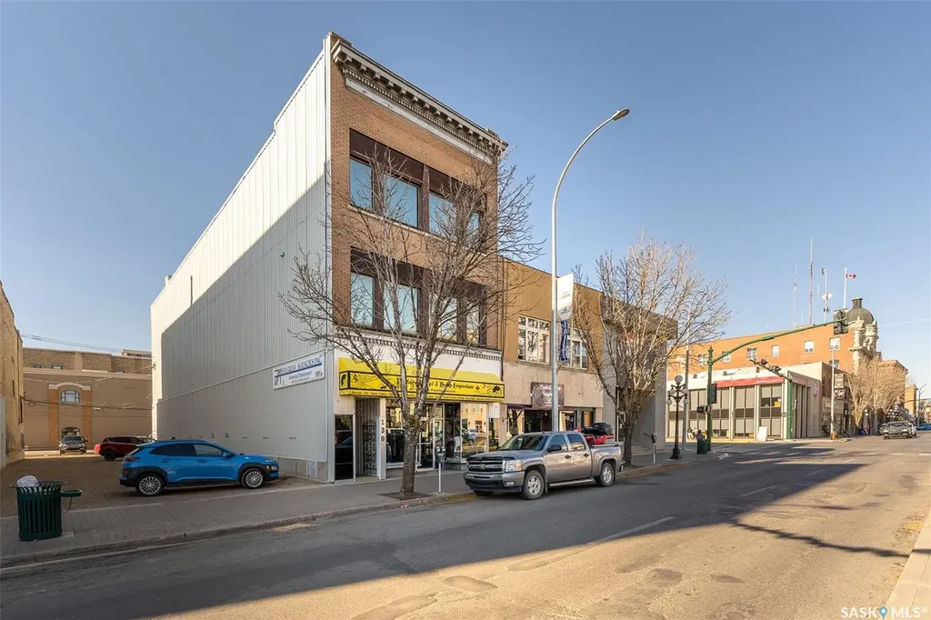 130 Main Street N Moose Jaw SK S6H 3J7