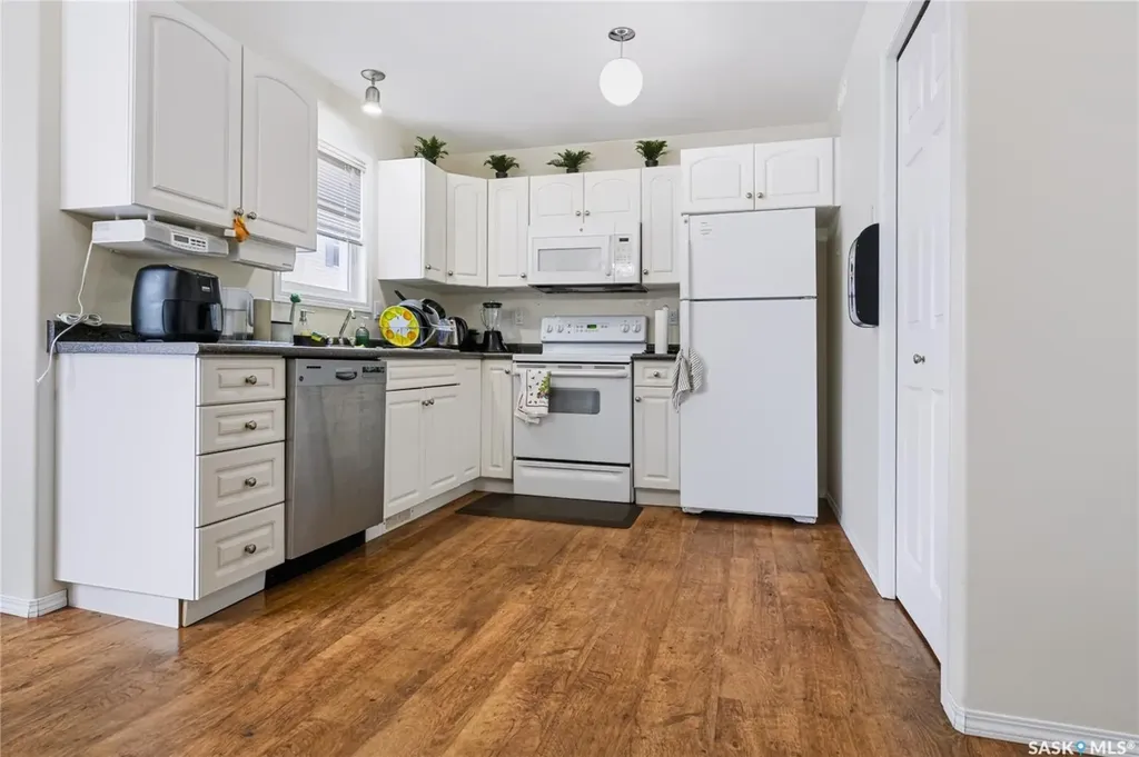 135 Pawlychenko Lane Saskatoon SK S7V 1J8