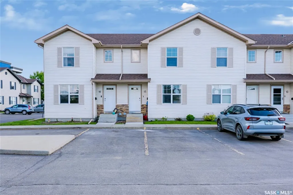 135 Pawlychenko Lane Saskatoon SK S7V 1J8