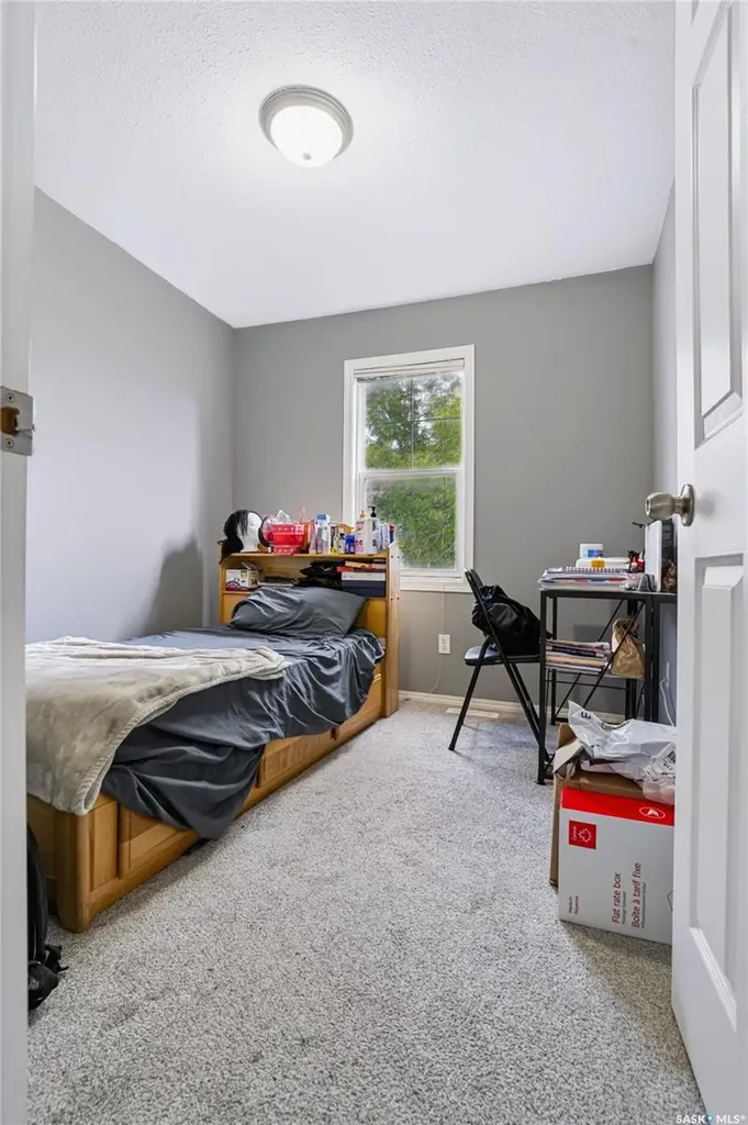 135 Pawlychenko Lane Saskatoon SK S7V 1J8