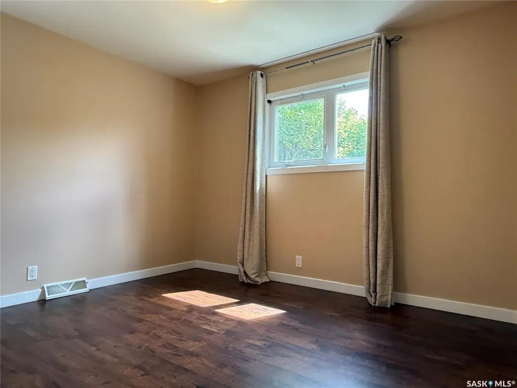 443 7th Avenue W Melville SK S0A 2P0