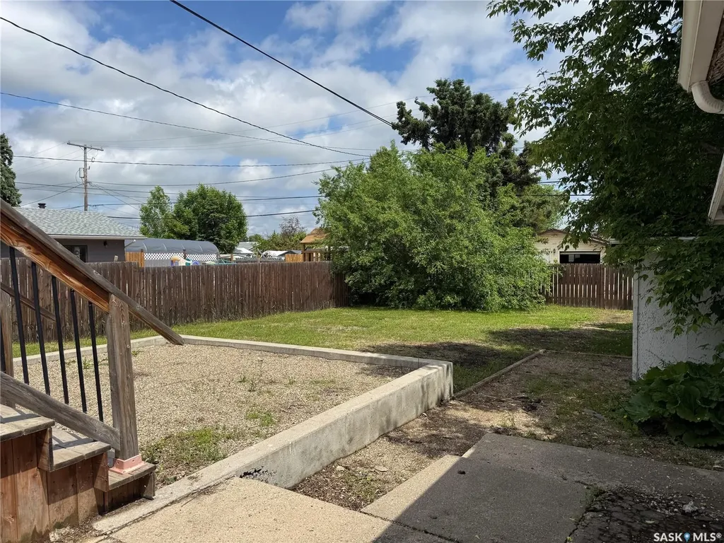 390 Alberta Street Melville SK S0A 2P0