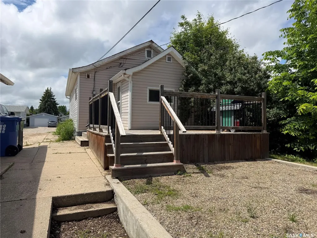 390 Alberta Street Melville SK S0A 2P0