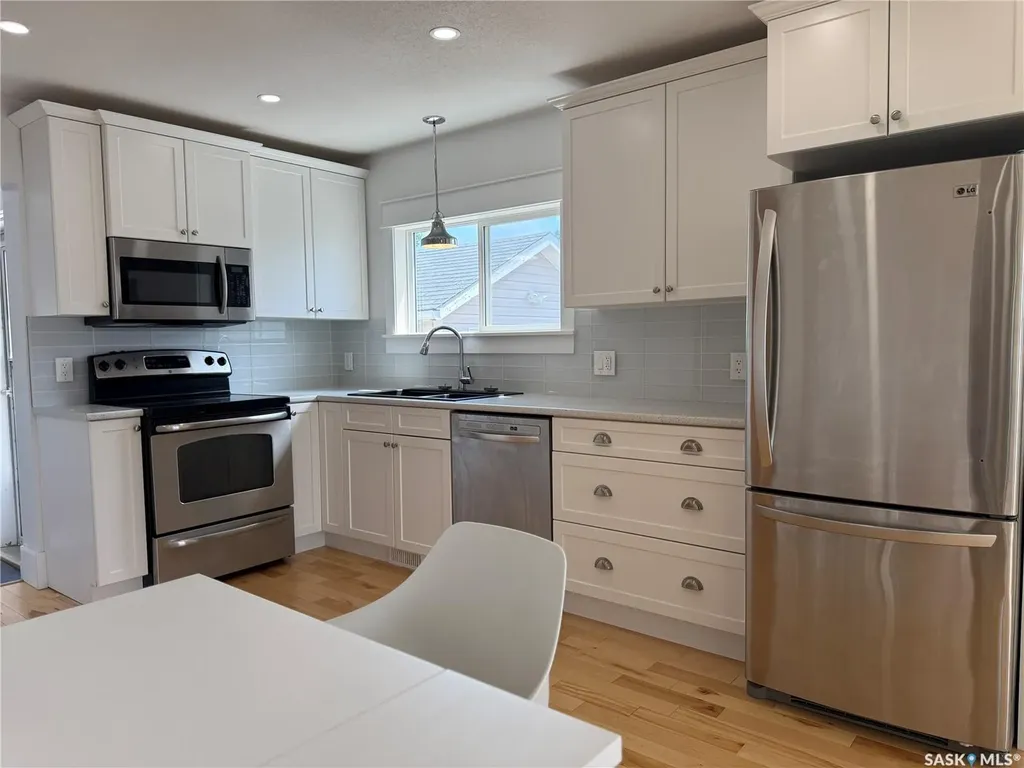390 Alberta Street Melville SK S0A 2P0
