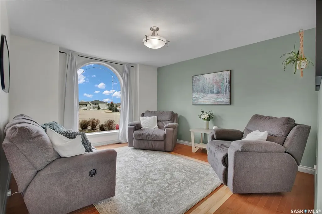 201 Brookside Court Warman SK S0K 0A1