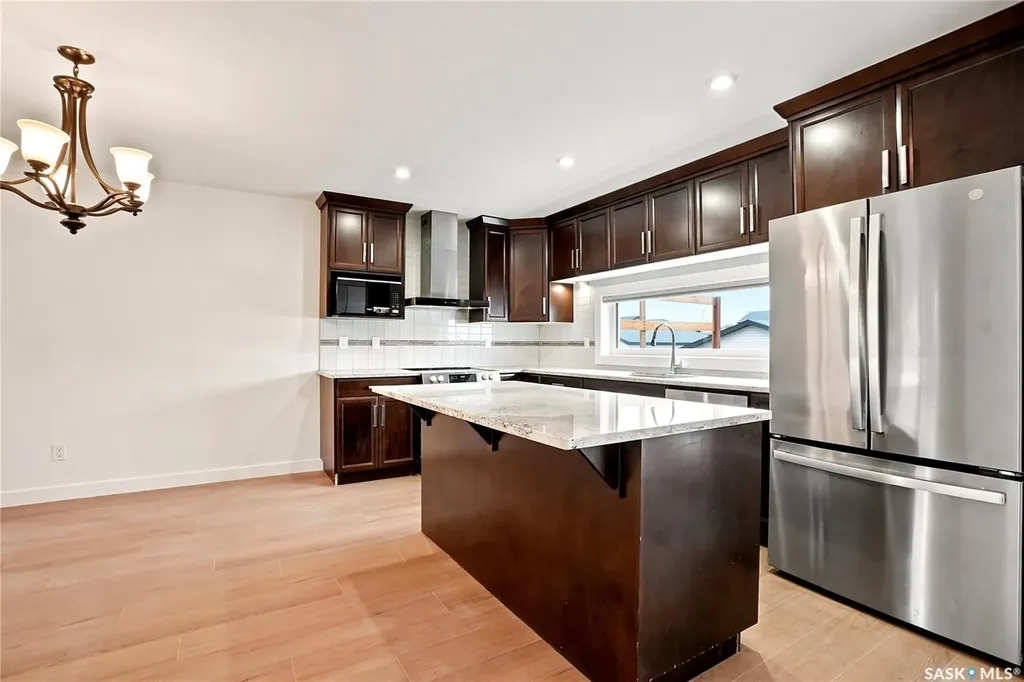 543 Evergreen Boulevard Saskatoon SK S7W 0L4