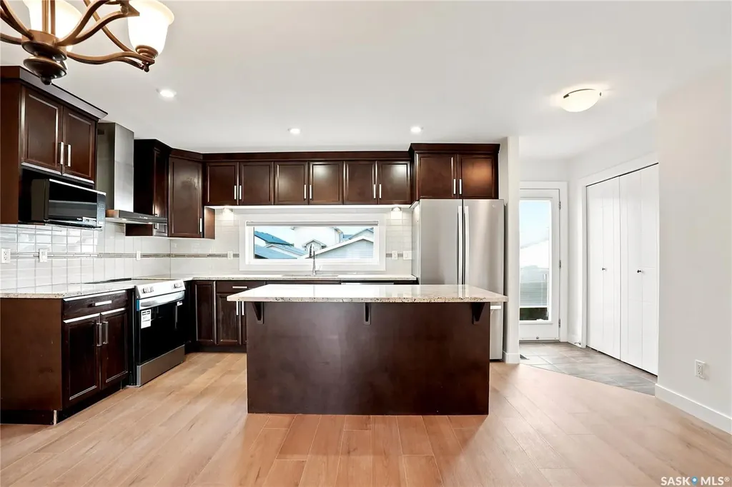 543 Evergreen Boulevard Saskatoon SK S7W 0L4
