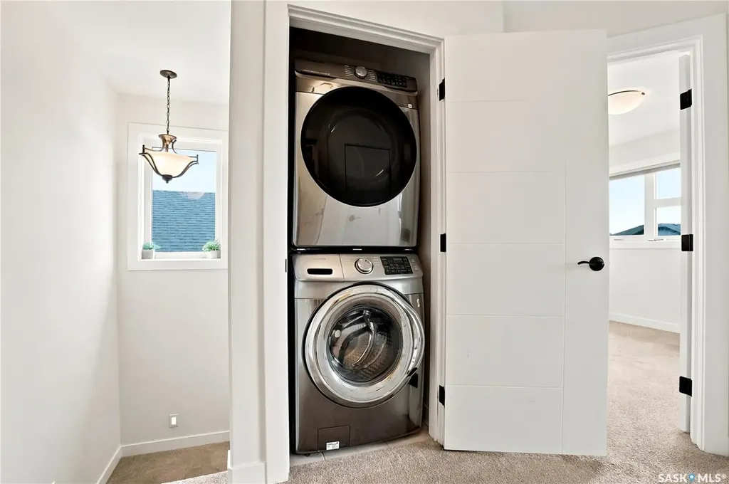 543 Evergreen Boulevard Saskatoon SK S7W 0L4