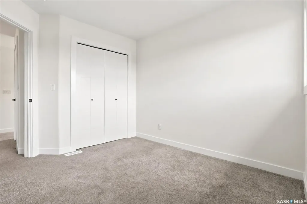 543 Evergreen Boulevard Saskatoon SK S7W 0L4
