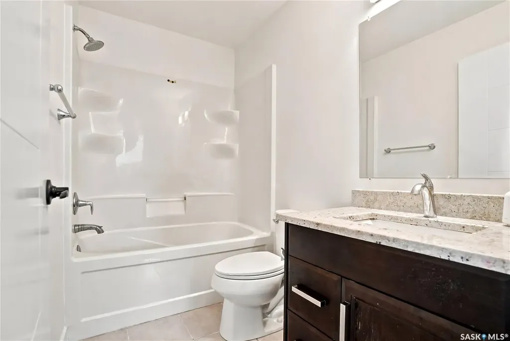 543 Evergreen Boulevard Saskatoon SK S7W 0L4