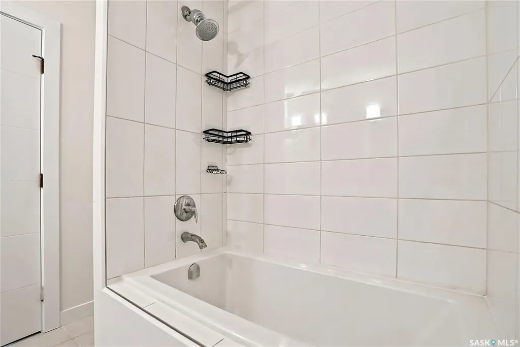 543 Evergreen Boulevard Saskatoon SK S7W 0L4