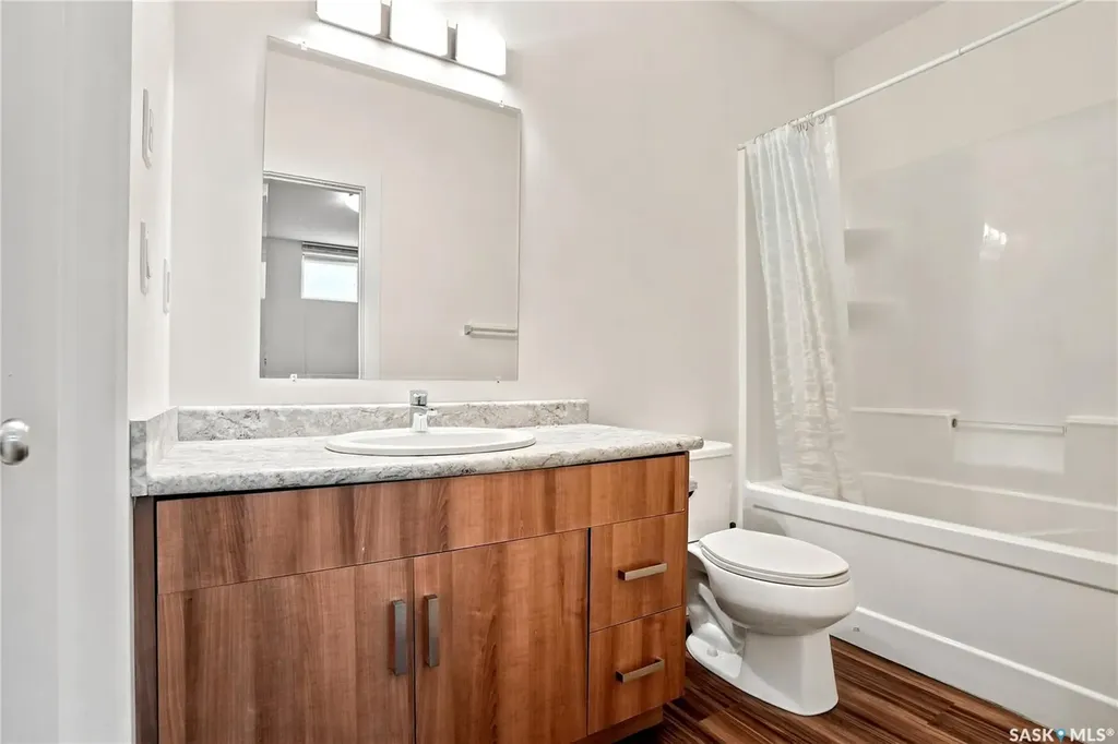 543 Evergreen Boulevard Saskatoon SK S7W 0L4