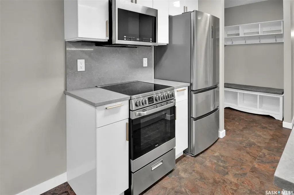 4230 Degeer Street Saskatoon SK S7H 5G9
