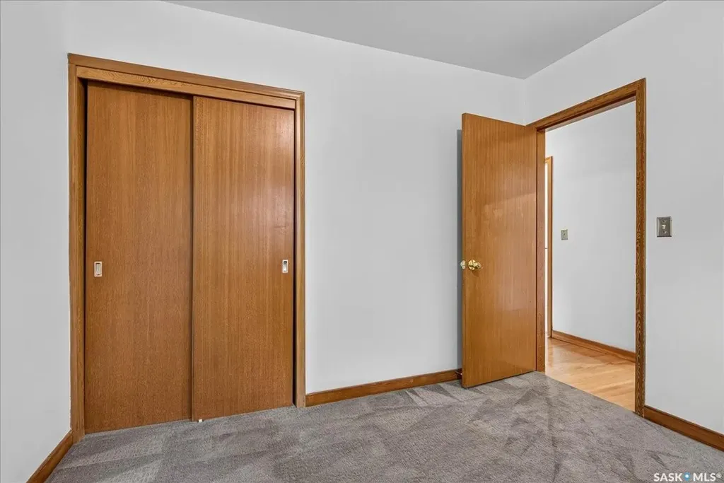 20 Dunning Crescent Regina SK S4S 3W1