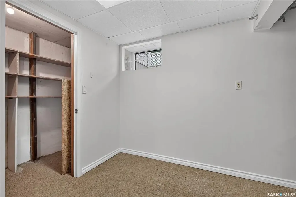 20 Dunning Crescent Regina SK S4S 3W1