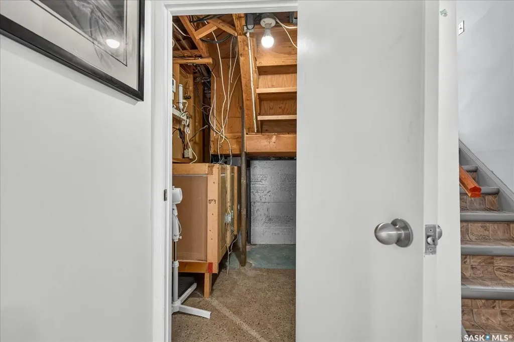 20 Dunning Crescent Regina SK S4S 3W1