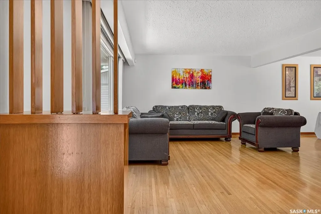 20 Dunning Crescent Regina SK S4S 3W1