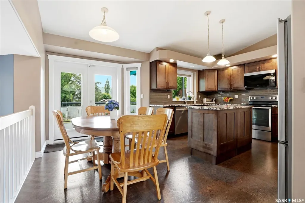 138 Mcfarland Place Saskatoon SK S7N 4M2