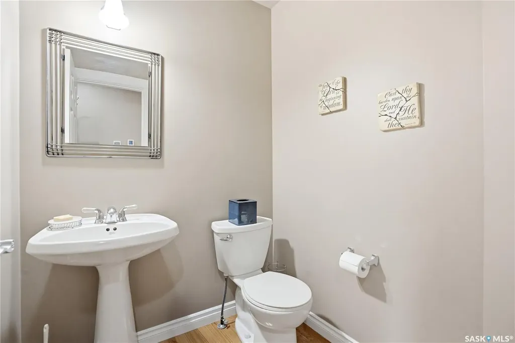 138 Mcfarland Place Saskatoon SK S7N 4M2