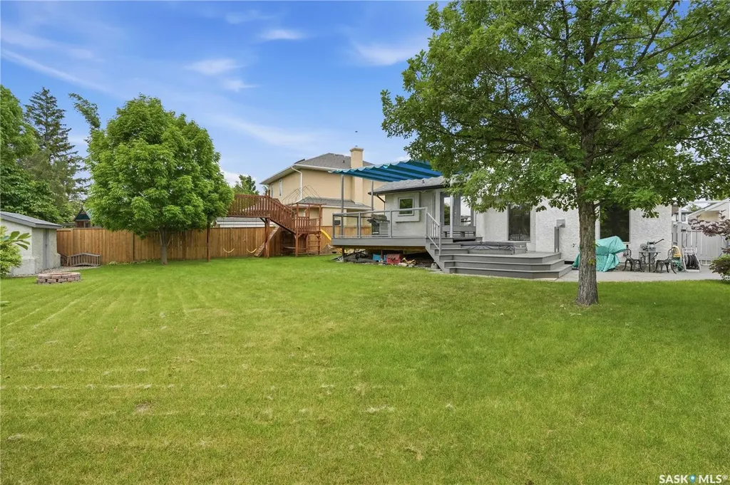 138 Mcfarland Place Saskatoon SK S7N 4M2