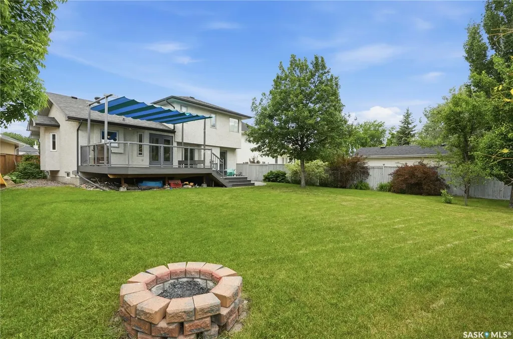 138 Mcfarland Place Saskatoon SK S7N 4M2