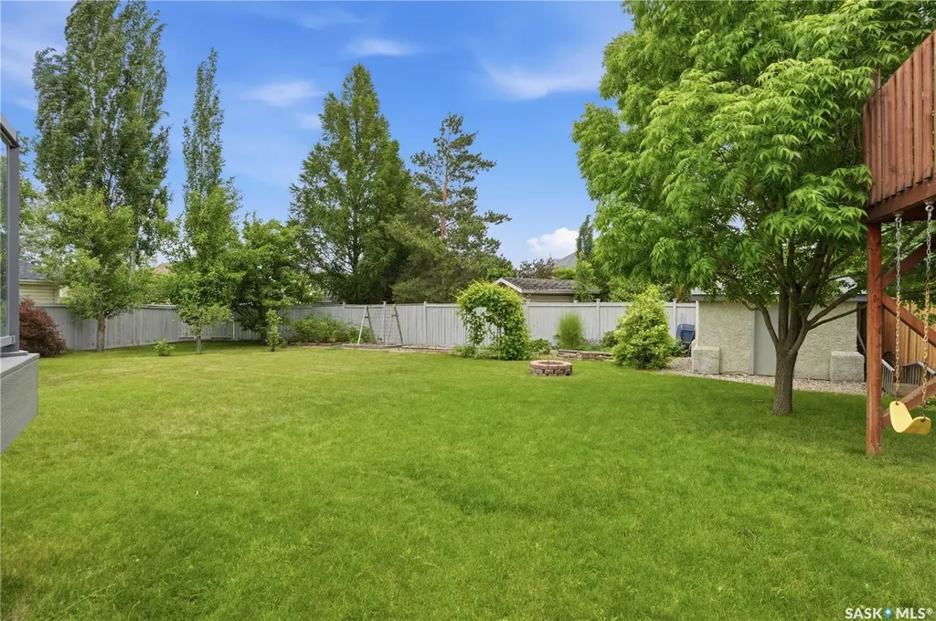 138 Mcfarland Place Saskatoon SK S7N 4M2