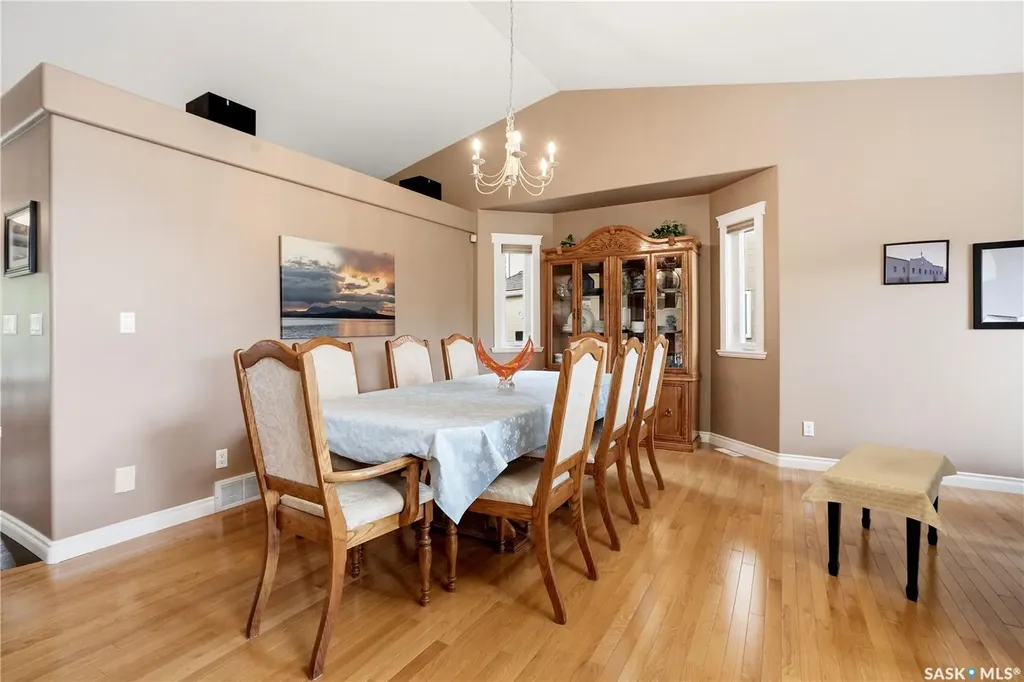 138 Mcfarland Place Saskatoon SK S7N 4M2