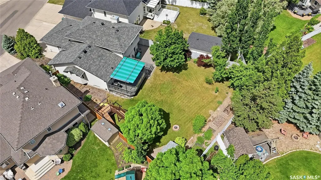 138 Mcfarland Place Saskatoon SK S7N 4M2