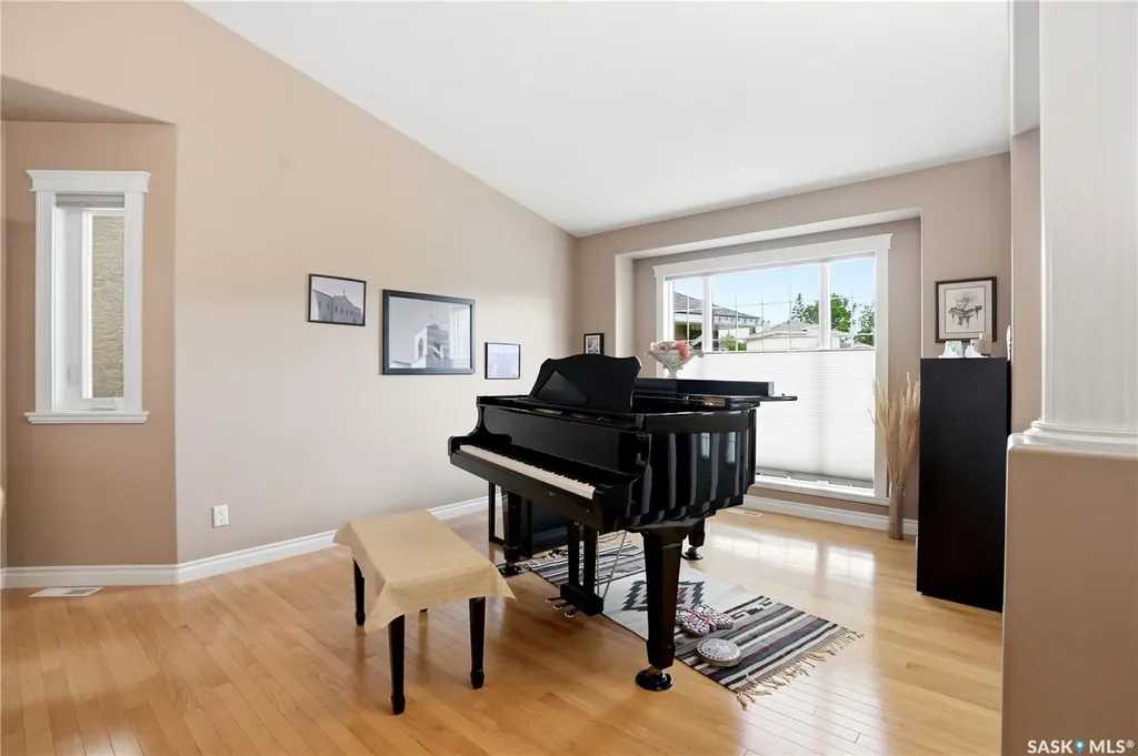 138 Mcfarland Place Saskatoon SK S7N 4M2