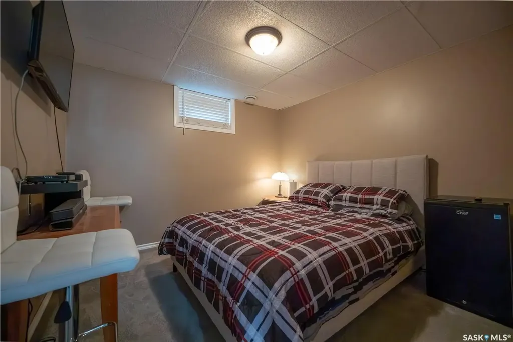 32 Victor Place Yorkton SK S3N 2H4