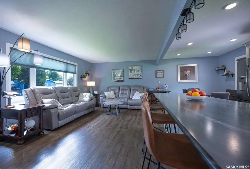 32 Victor Place Yorkton SK S3N 2H4