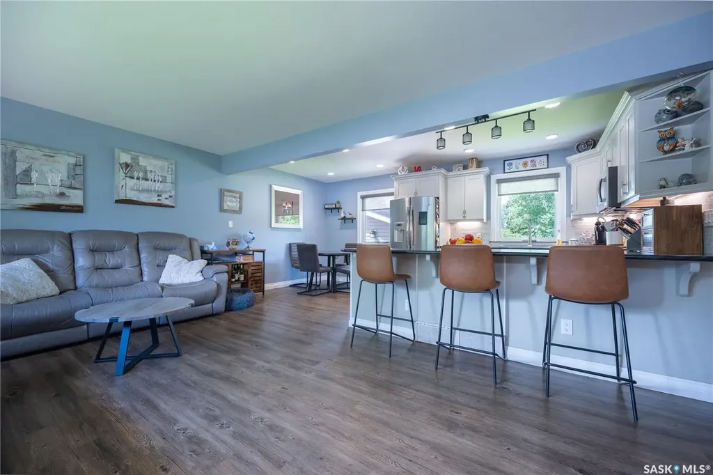 32 Victor Place Yorkton SK S3N 2H4