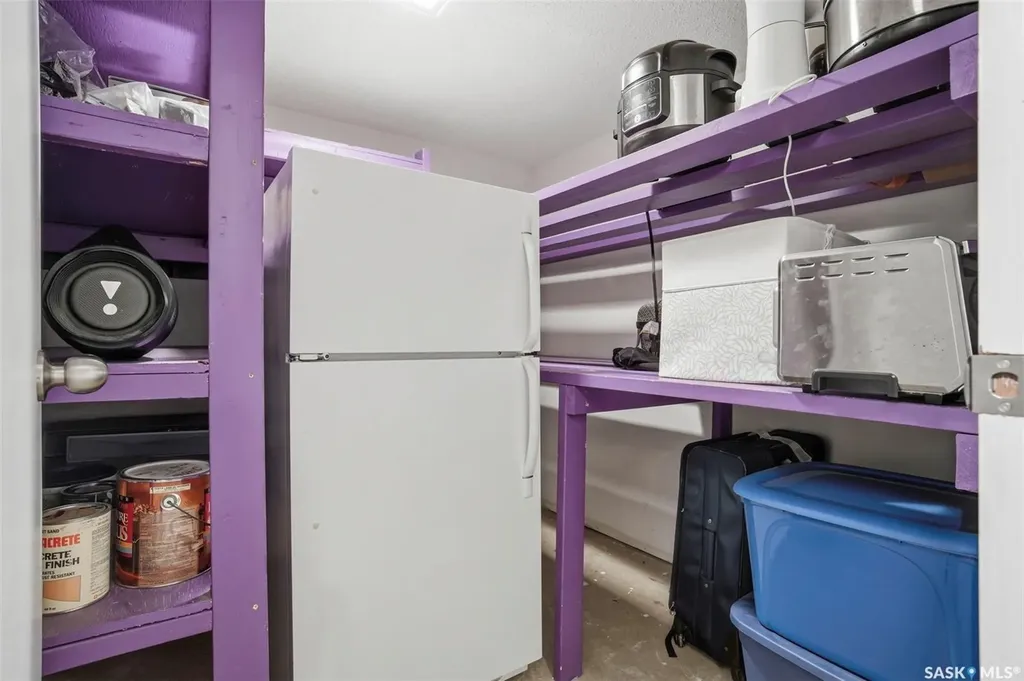 2313 Dufferin Avenue Saskatoon SK S7J 1C1
