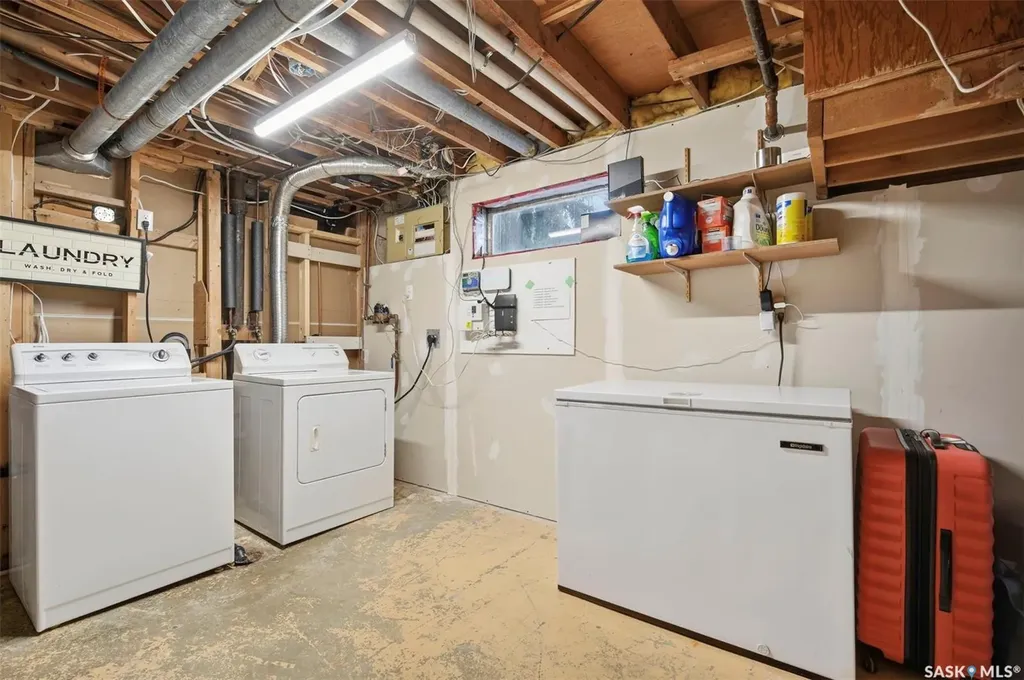 2313 Dufferin Avenue Saskatoon SK S7J 1C1