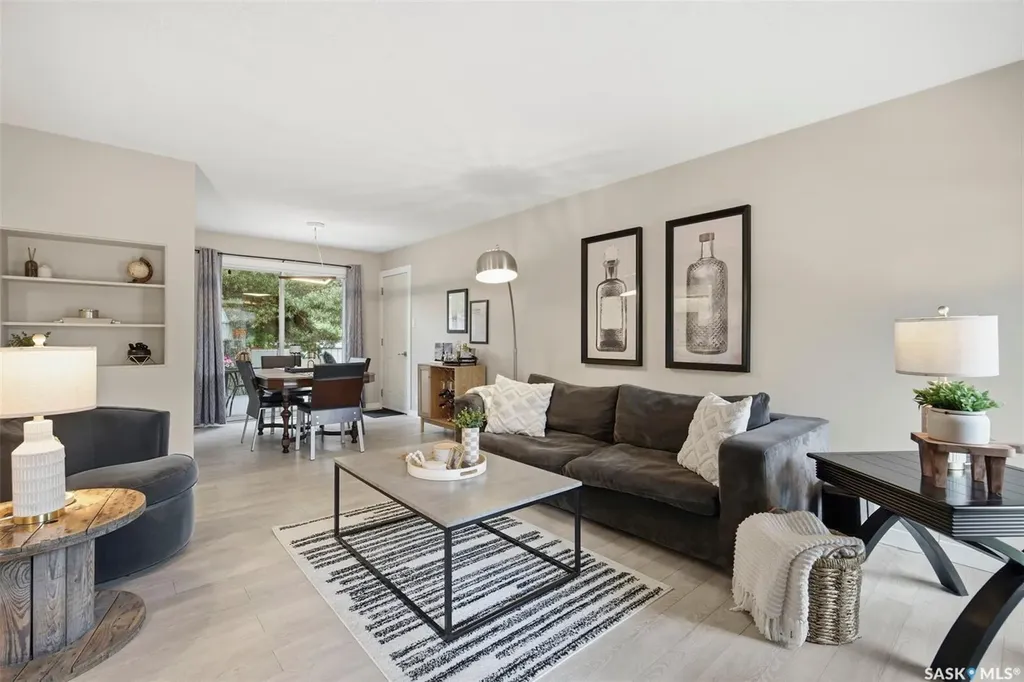 2313 Dufferin Avenue Saskatoon SK S7J 1C1