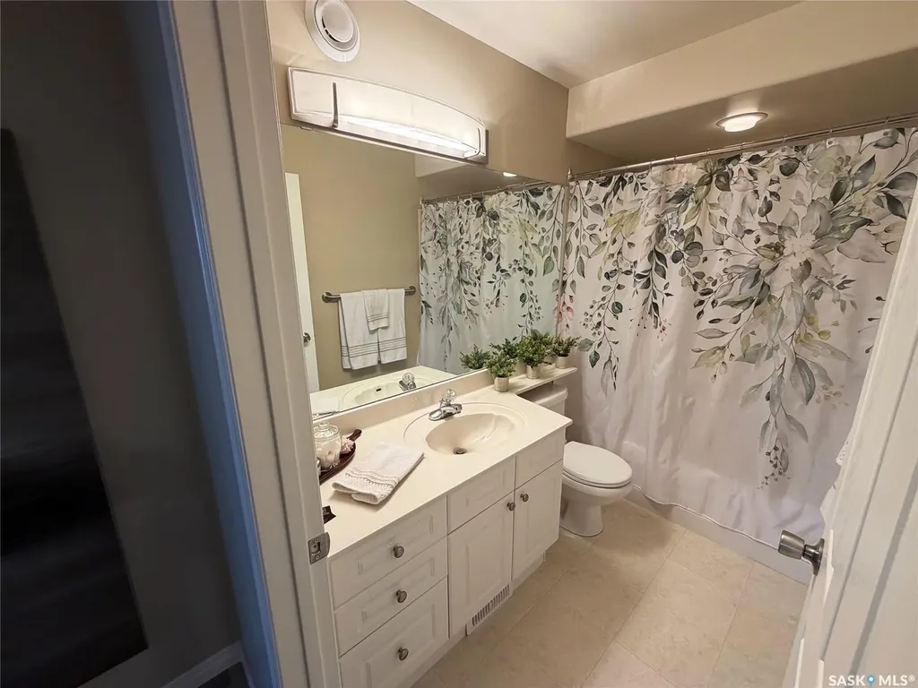 330 Stodola Court Saskatoon SK S7N 4N9