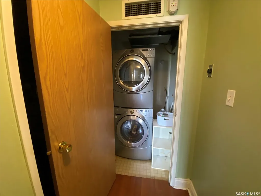 311 6th Avenue N Saskatoon SK S7K 7A9