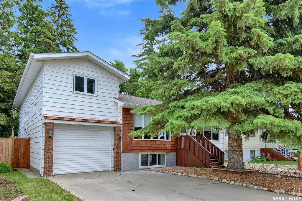 510 R Avenue N Saskatoon SK S7L 2Z2
